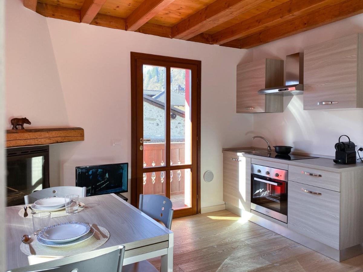 Ferienwohnung Mansarda Corno D'Aola Ponte Di Legno Exterior foto