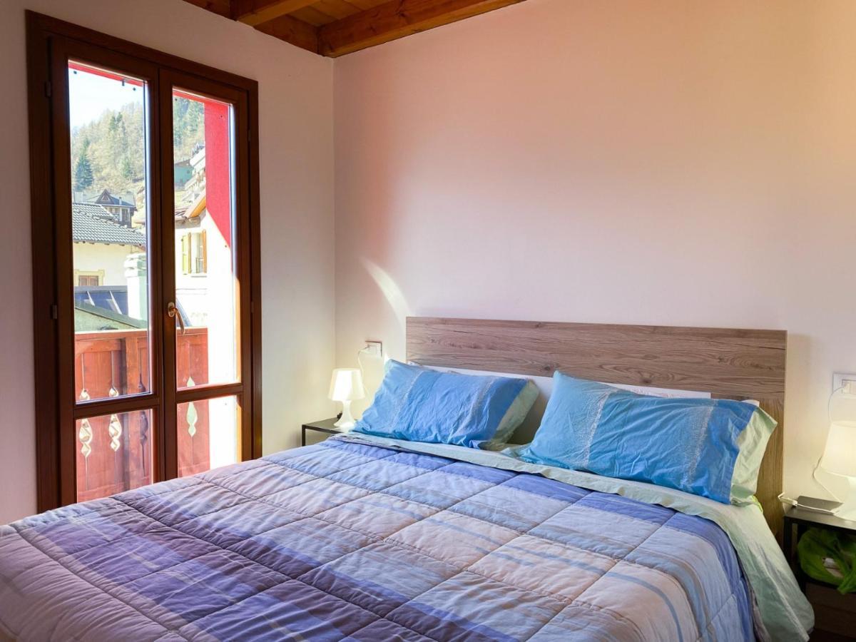 Ferienwohnung Mansarda Corno D'Aola Ponte Di Legno Exterior foto