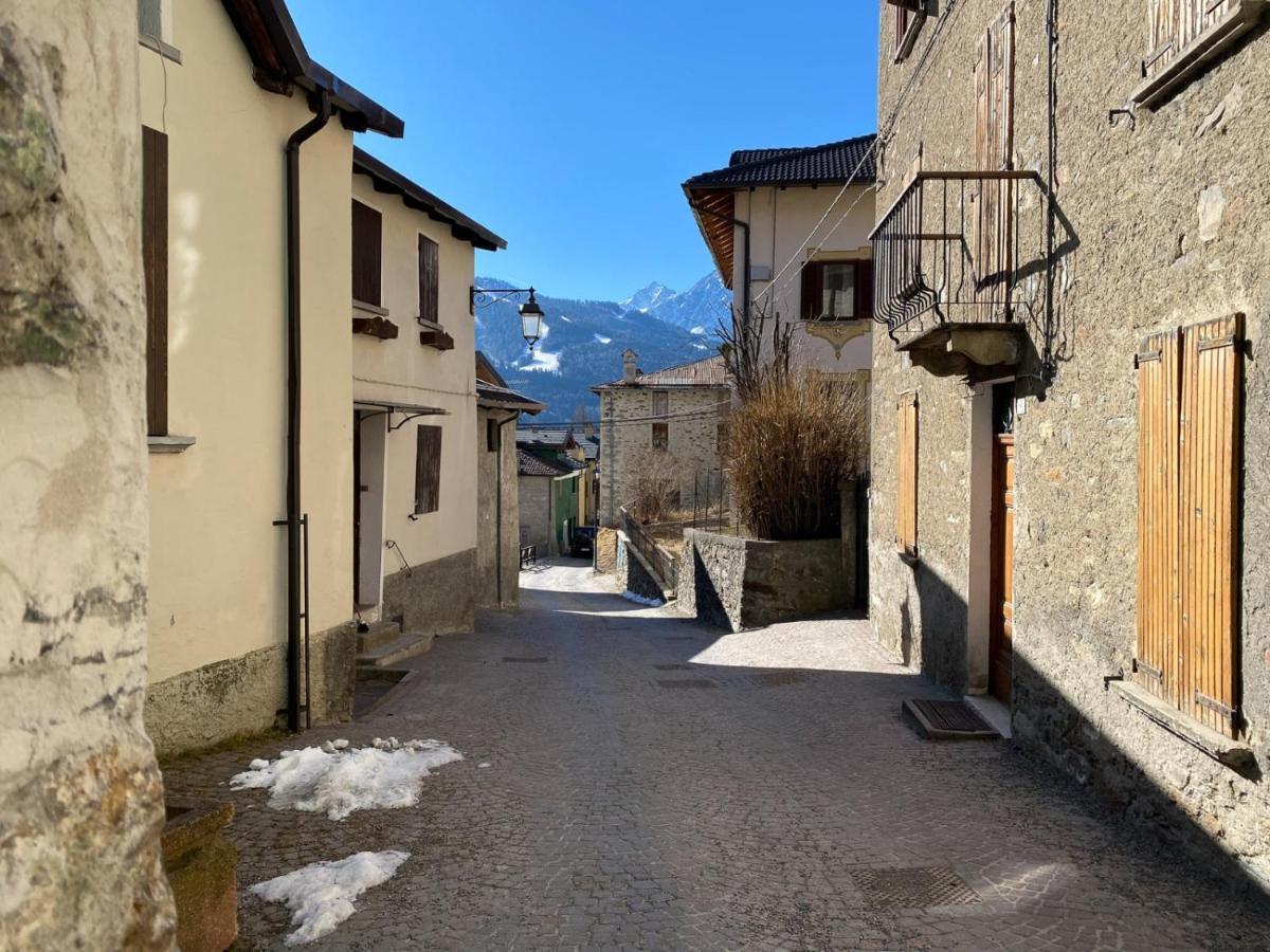 Ferienwohnung Mansarda Corno D'Aola Ponte Di Legno Exterior foto