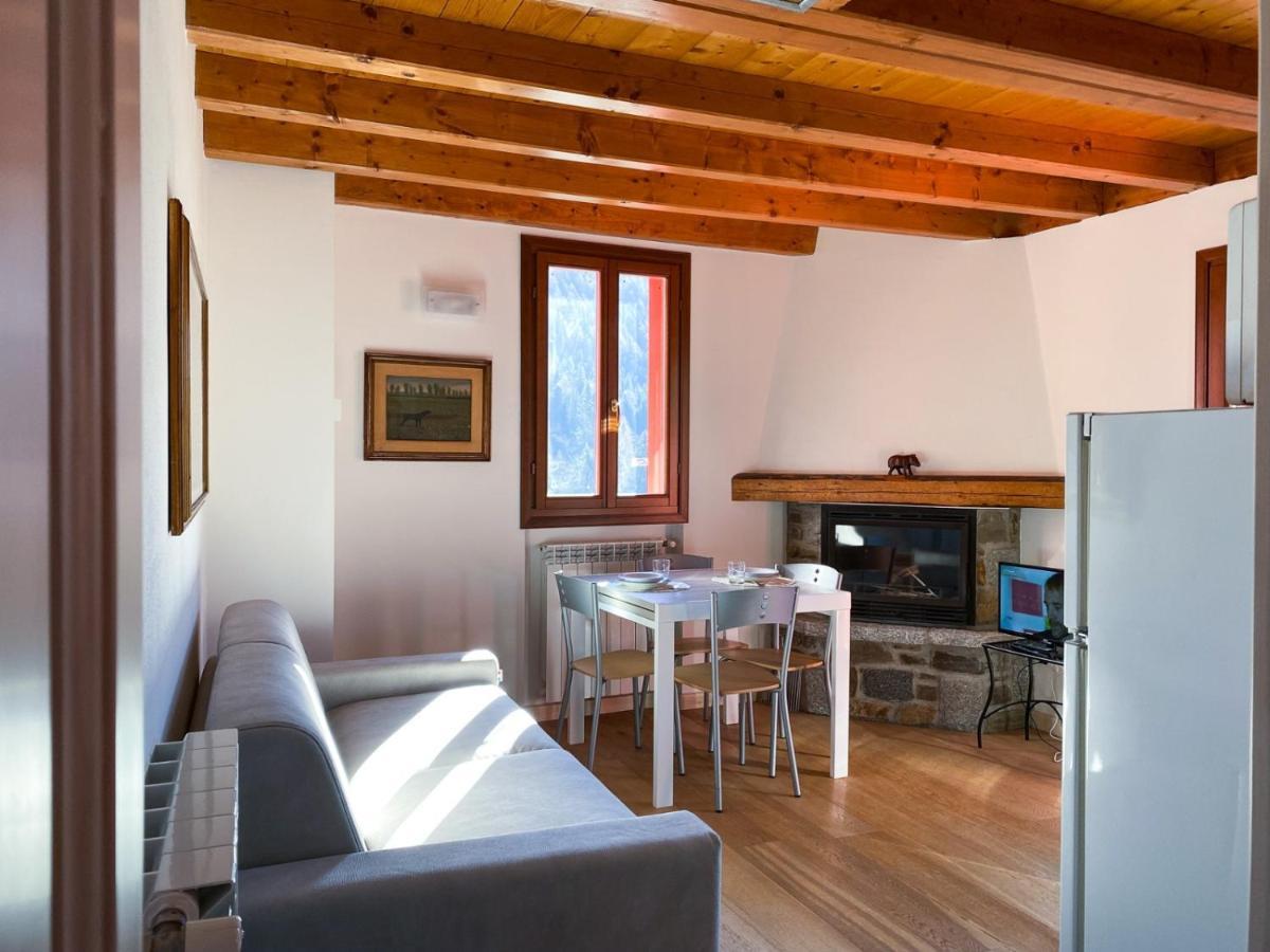 Ferienwohnung Mansarda Corno D'Aola Ponte Di Legno Exterior foto